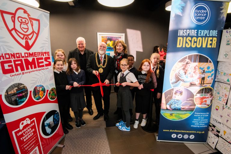 Lord Provost opening Dundee Science Festival 2024